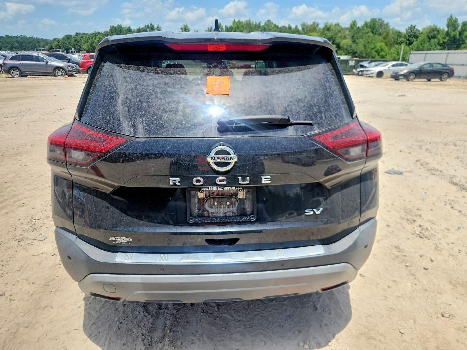 60471836 :رقم المزاد ، 5N1AT3BA5MC696910 vin ، 2021 Nissan Rogue مزاد بيع