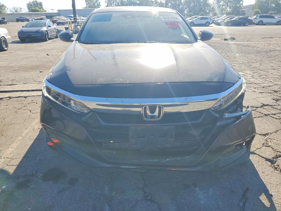 Продажа на аукционе авто 2019 Honda Accord, vin: 1HGCV1F10KA141170, номер лота: 60324206