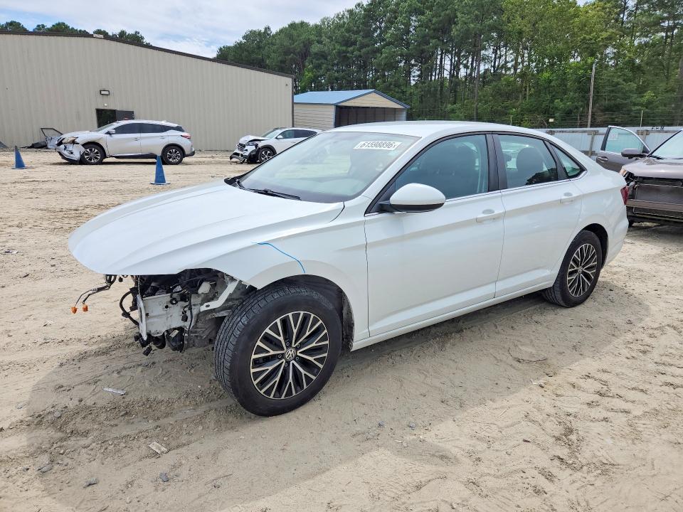 61598896 :رقم المزاد ، 3VWC57BU1MM018241 vin ، 2021 Volkswagen Jetta مزاد بيع