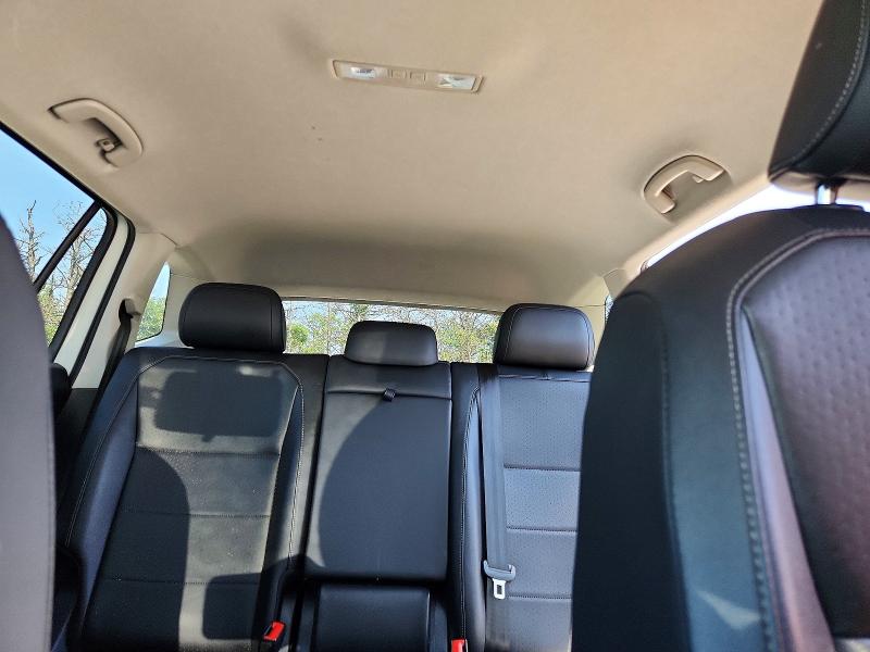 61885776 :رقم المزاد ، 3VV2B7AX6LM115115 vin ، 2020 Volkswagen Tiguan مزاد بيع