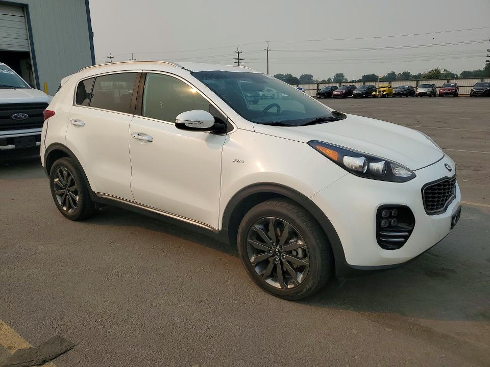 62259806 :رقم المزاد ، KNDPNCACXJ7463041 vin ، 2018 Kia Sportage مزاد بيع