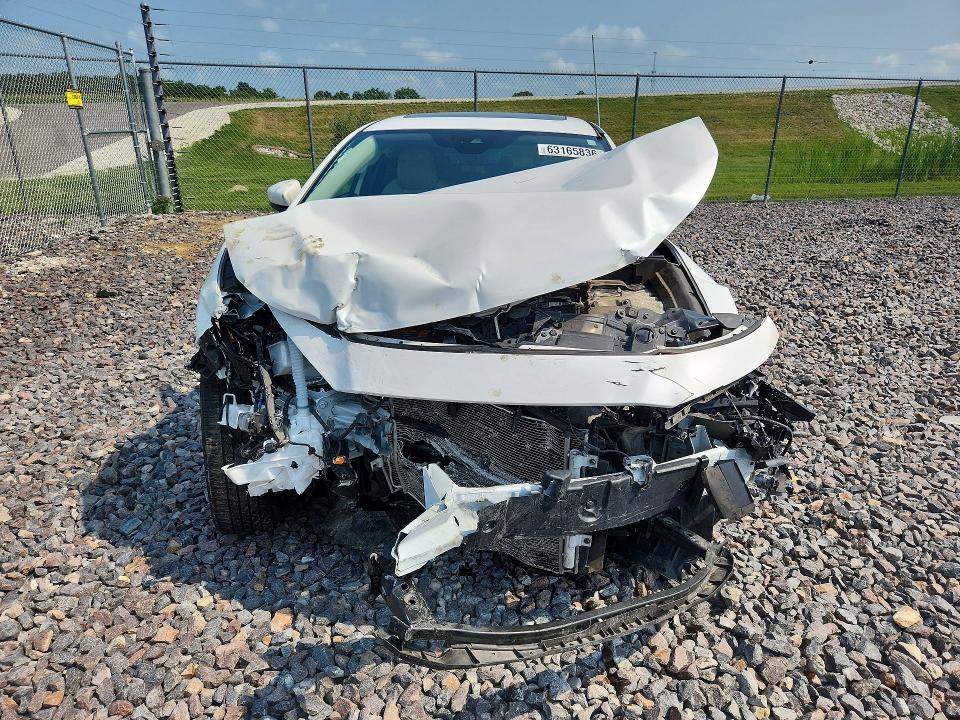 63165836 :رقم المزاد ، 3MVDMBCL5MM316082 vin ، 2021 Mazda Cx-30 مزاد بيع