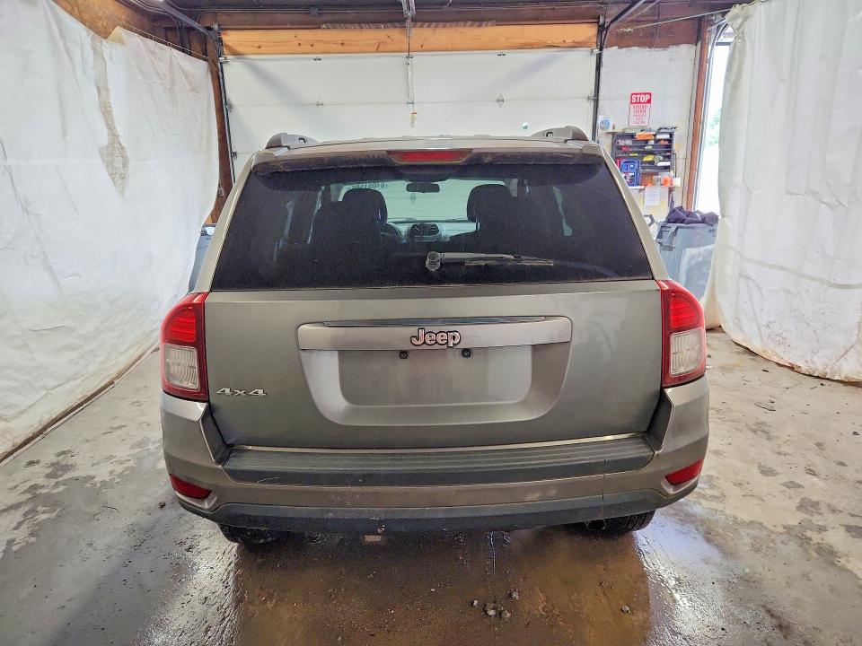 61051586 :رقم المزاد ، 1C4NJDBB8ED506135 vin ، 2014 Jeep Compass مزاد بيع