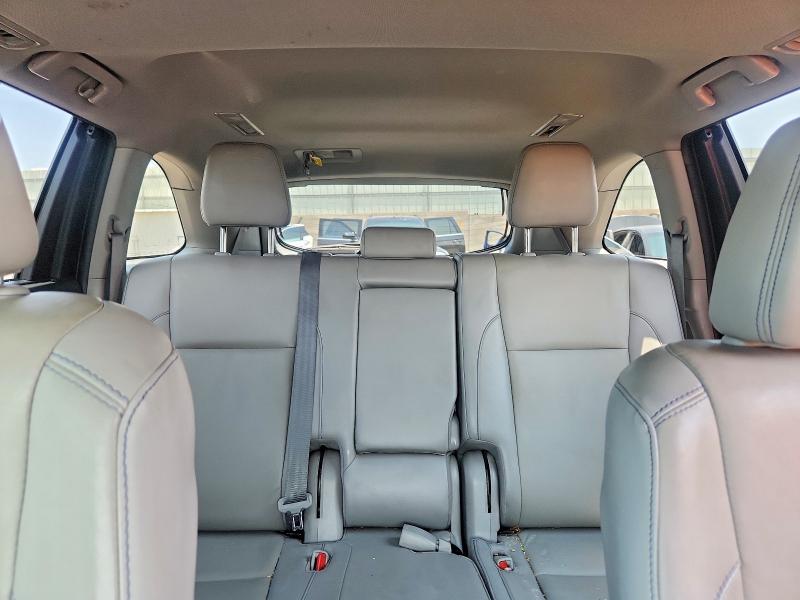 Продаж на аукціоні авто 2019 Toyota Highlander, vin: 5TDJZRFH6KS581595, номер лоту: 59838636