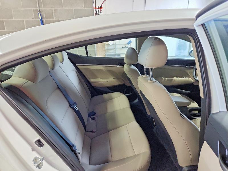 63421176 :رقم المزاد ، 5NPD74LFXLH606773 vin ، 2020 Hyundai Elantra مزاد بيع