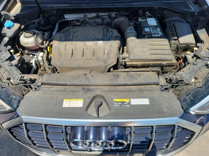 63486276 :رقم المزاد ، WA1EECF39M1098949 vin ، 2021 Audi Q3 مزاد بيع