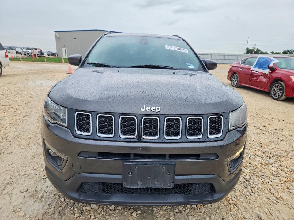 61174806 :رقم المزاد ، 3C4NJCBB5HT643008 vin ، 2017 Jeep Compass مزاد بيع