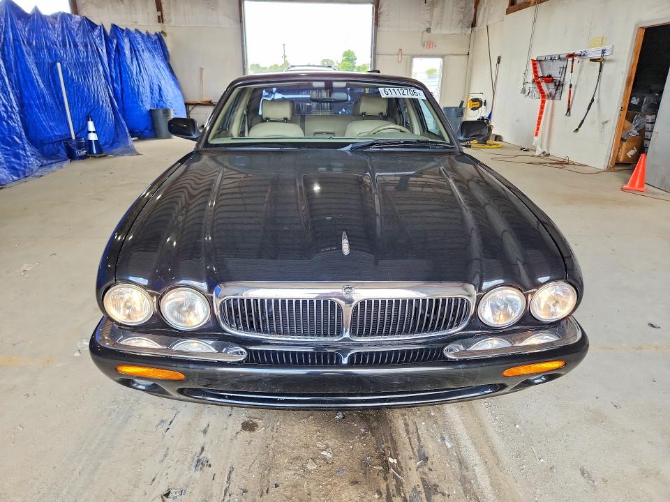 Продажа на аукционе авто 2003 Jaguar Xj8, vin: SAJDA14C33LF52639, номер лота: 61112706
