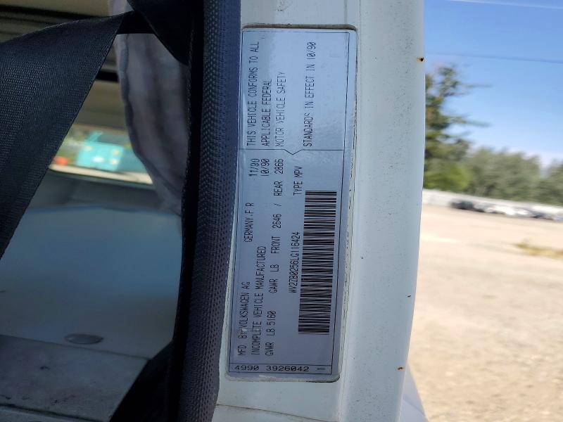 62011966 :رقم المزاد ، WV2ZB0256LG116424 vin ، 1990 Volkswagen Vanagon مزاد بيع
