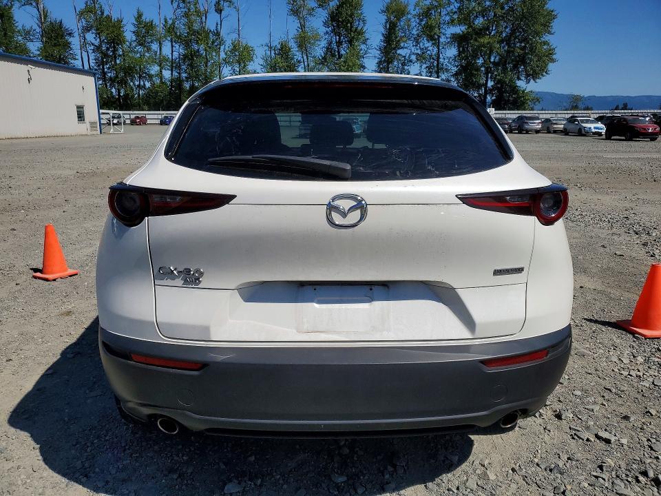 60467256 :رقم المزاد ، 3MVDMBBLXMM210759 vin ، 2021 Mazda Cx-30 مزاد بيع