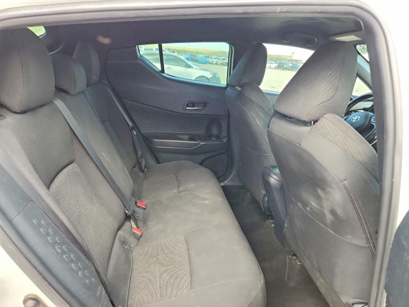 60004866 :رقم المزاد ، NMTKHMBX4JR027671 vin ، 2018 Toyota C-hr مزاد بيع