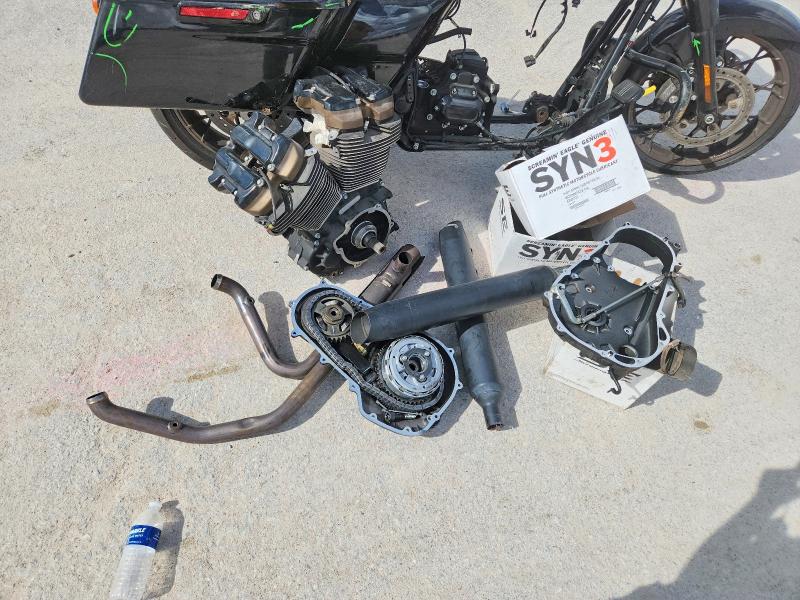 61334426 :رقم المزاد ، 1HD1ABL18PB627883 vin ، 2023 Harley-davidson Flhxst مزاد بيع