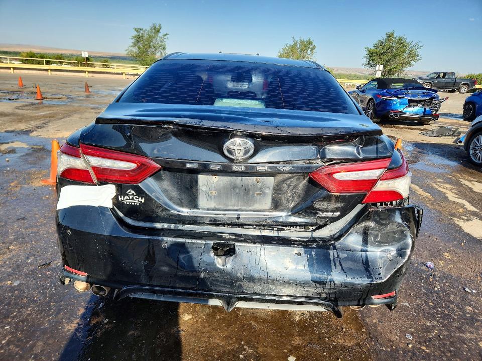 Продажа на аукционе авто 2018 Toyota Camry, vin: 4T1B61HK7JU013563, номер лота: 60638386