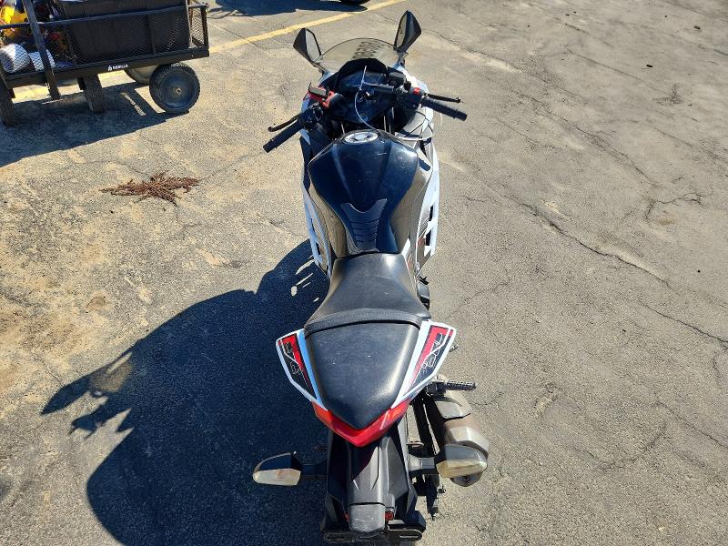 60560316 :رقم المزاد ، JKAEX8A1XEA004608 vin ، 2014 Kawasaki Ex300 مزاد بيع