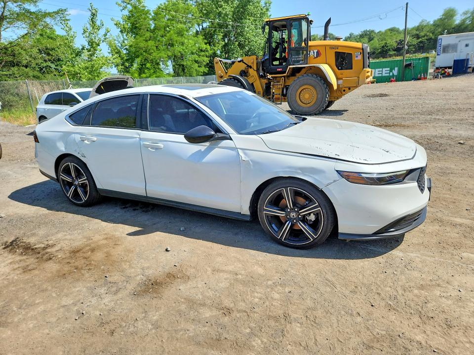 59882756 :رقم المزاد ، 1HGCY2F59RA090777 vin ، 2024 Honda Accord مزاد بيع