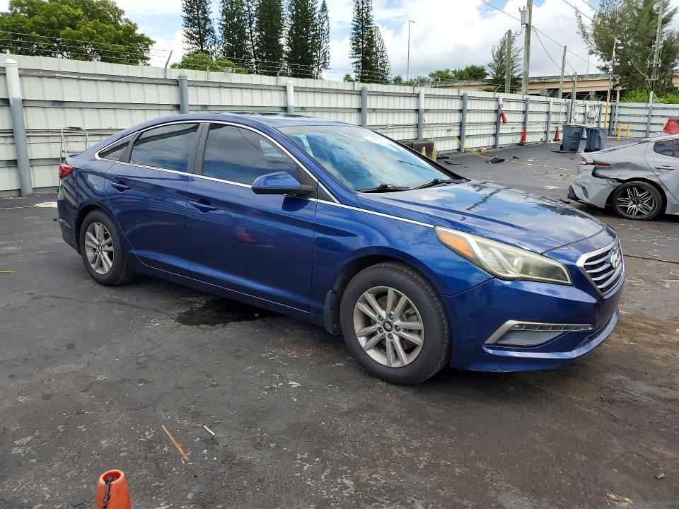 2015 Hyundai Sonata მანქანა იყიდება აუქციონზე, vin: 5NPE24AF1FH233701, აუქციონის ნომერი: 85630295