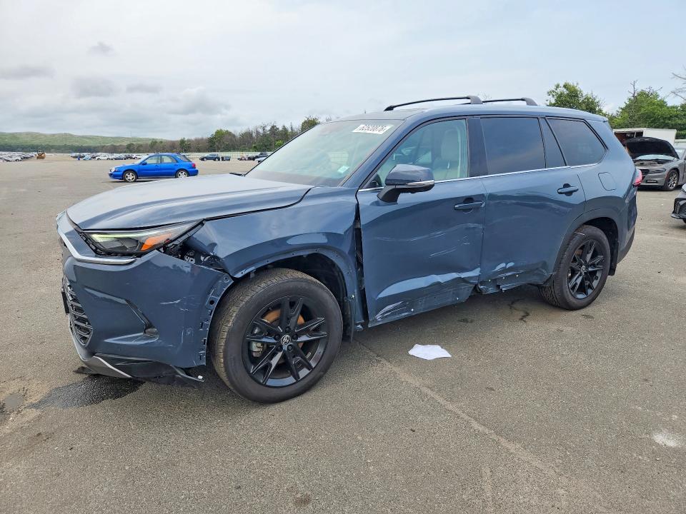 Продажа на аукционе авто 2024 Toyota Grand Highlander, vin: 5TDAAAB51RS000700, номер лота: 62520876
