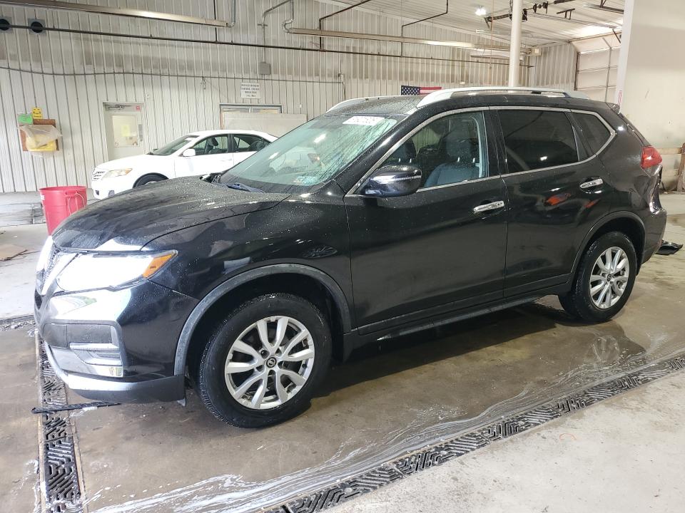 61921806 :رقم المزاد ، KNMAT2MV9HP611449 vin ، 2017 Nissan Rogue مزاد بيع