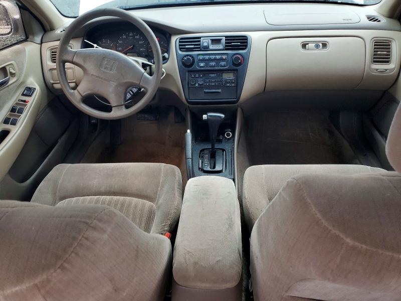 1998 Honda Accord მანქანა იყიდება აუქციონზე, vin: 1HGCG5641WA007351, აუქციონის ნომერი: 61377586