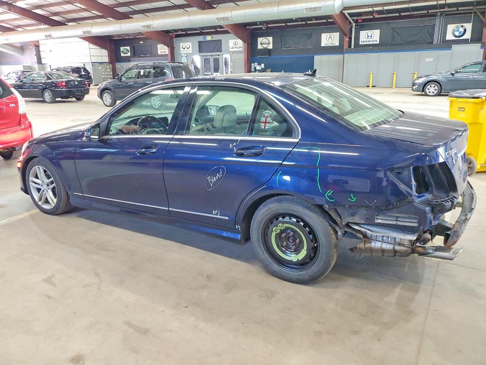 58755956 :رقم المزاد ، WDDGF8BB8CA640259 vin ، 2012 Mercedes-benz C مزاد بيع