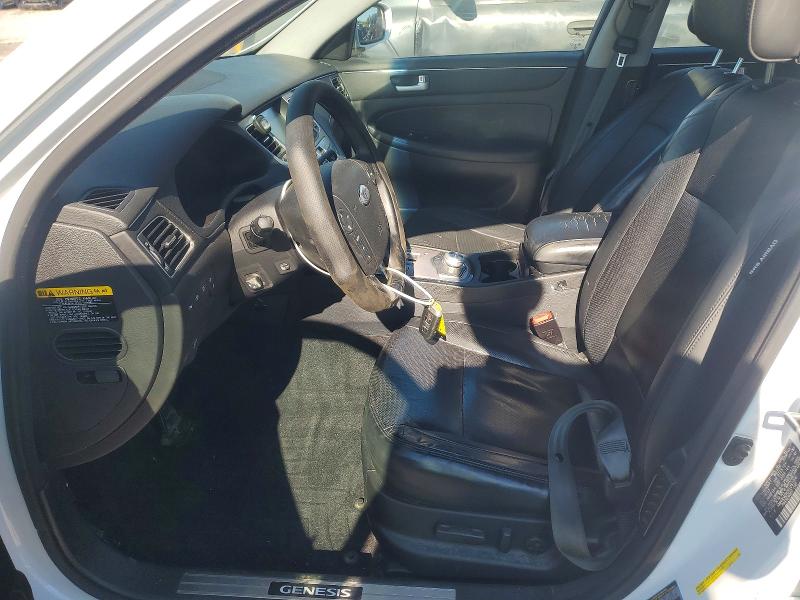 2014 Hyundai Genesis მანქანა იყიდება აუქციონზე, vin: KMHGC4DH2EU261056, აუქციონის ნომერი: 62617276