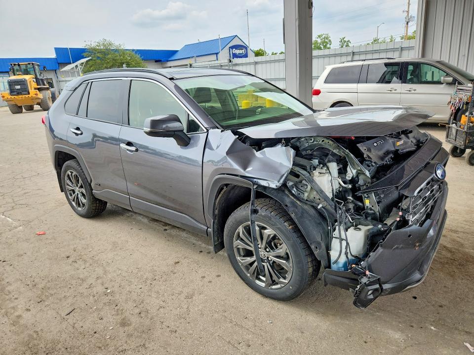 Продажа на аукционе авто 2022 Toyota Rav4, vin: JTMD6RFV5ND066941, номер лота: 63330926