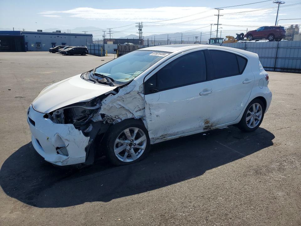 Продажа на аукционе авто 2013 Toyota Prius C, vin: JTDKDTB35D1042833, номер лота: 61624456
