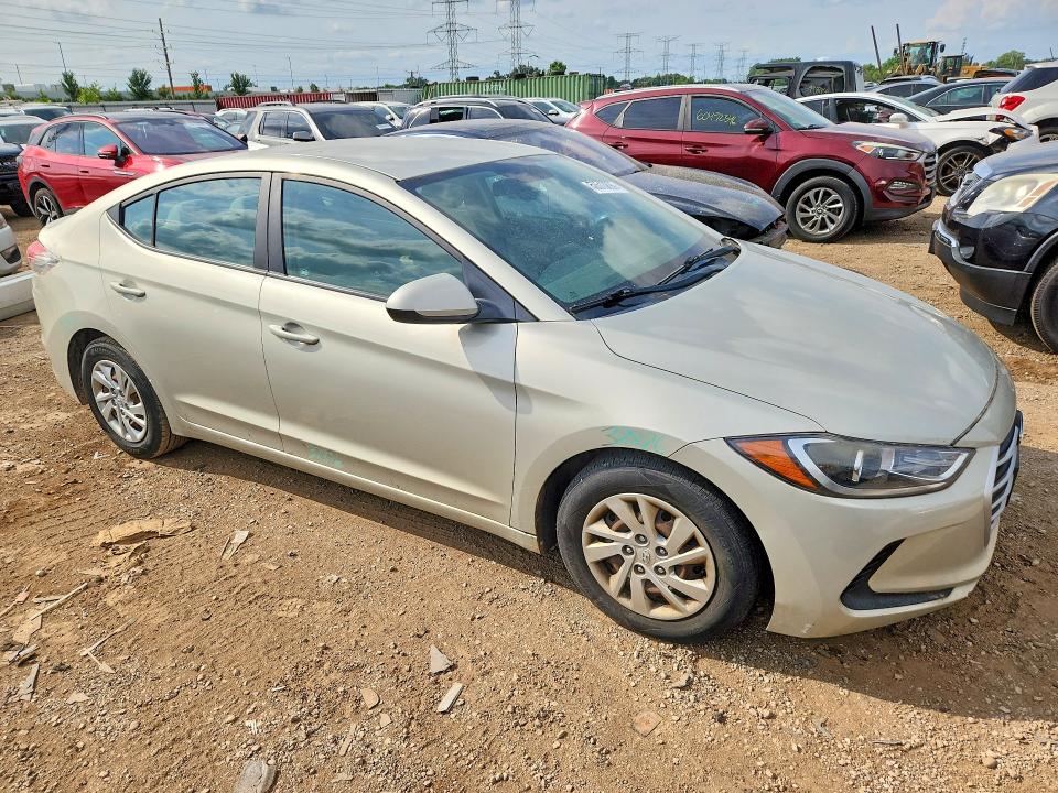 60513896 :رقم المزاد ، 5NPD74LFXHH182776 vin ، 2017 Hyundai Elantra مزاد بيع