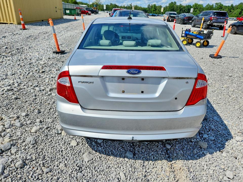 Продажа на аукционе авто 2010 Ford Fusion, vin: 3FAHP0GA3AR208488, номер лота: 62296176
