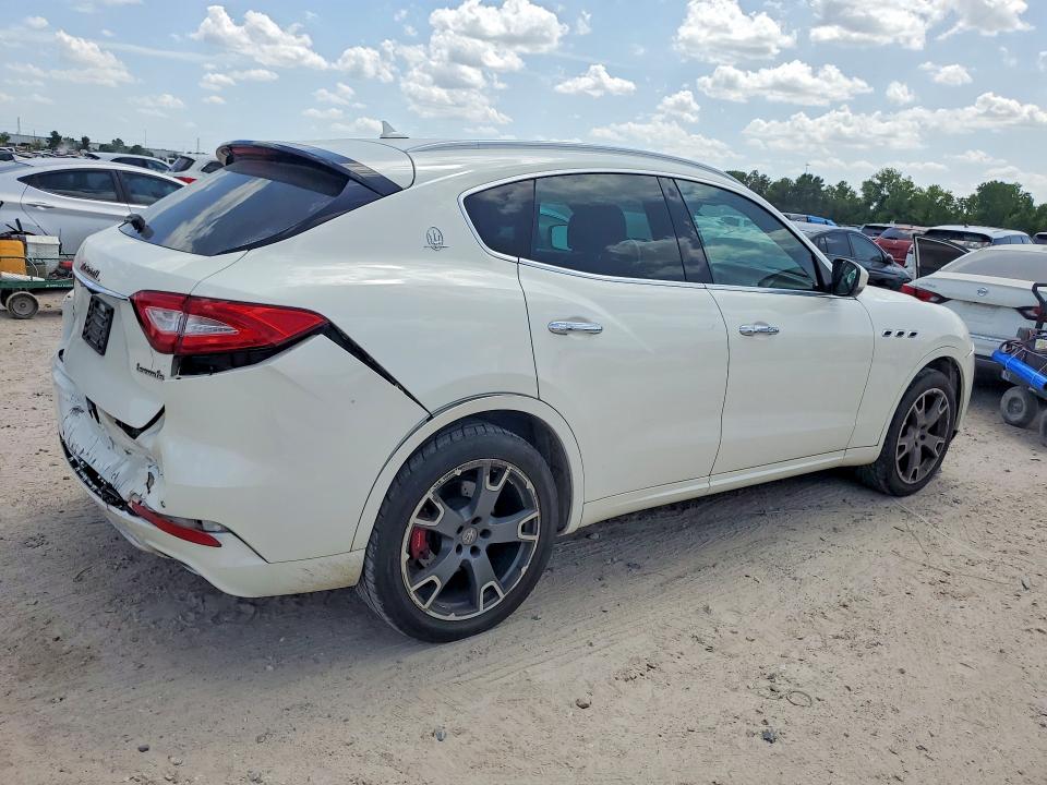 2017 Maserati Levante მანქანა იყიდება აუქციონზე, vin: ZN661XUL9HX260659, აუქციონის ნომერი: 62608016