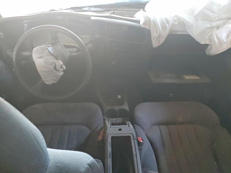 62402036 :رقم المزاد ، 1GNCS13X24K155933 vin ، 2004 Chevrolet Blazer مزاد بيع
