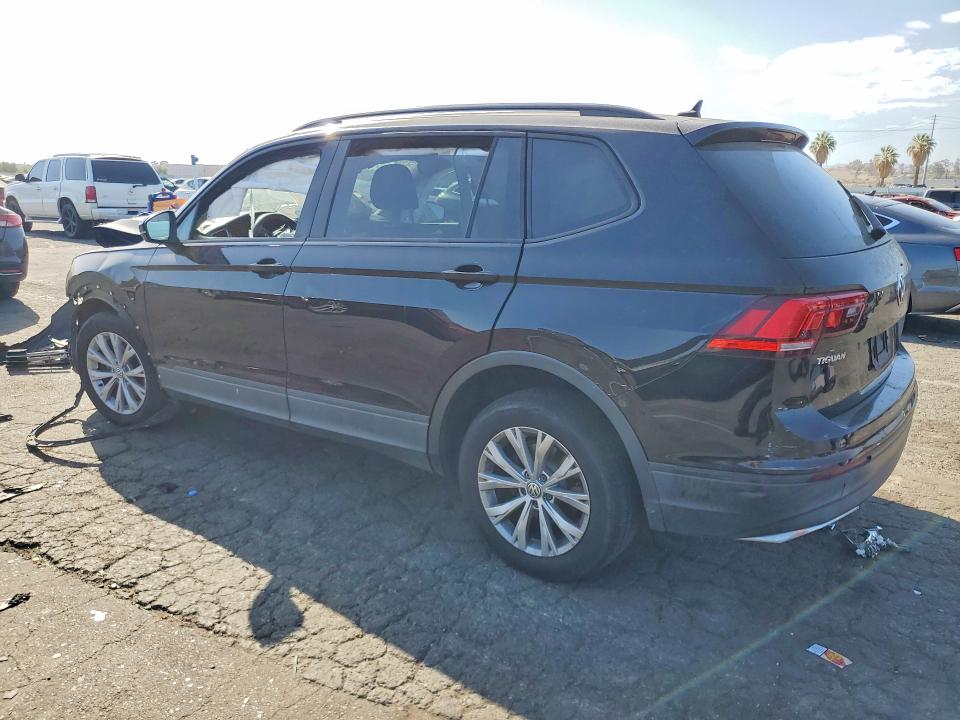 61375746 :رقم المزاد ، 3VV1B7AX2LM047889 vin ، 2020 Volkswagen Tiguan مزاد بيع
