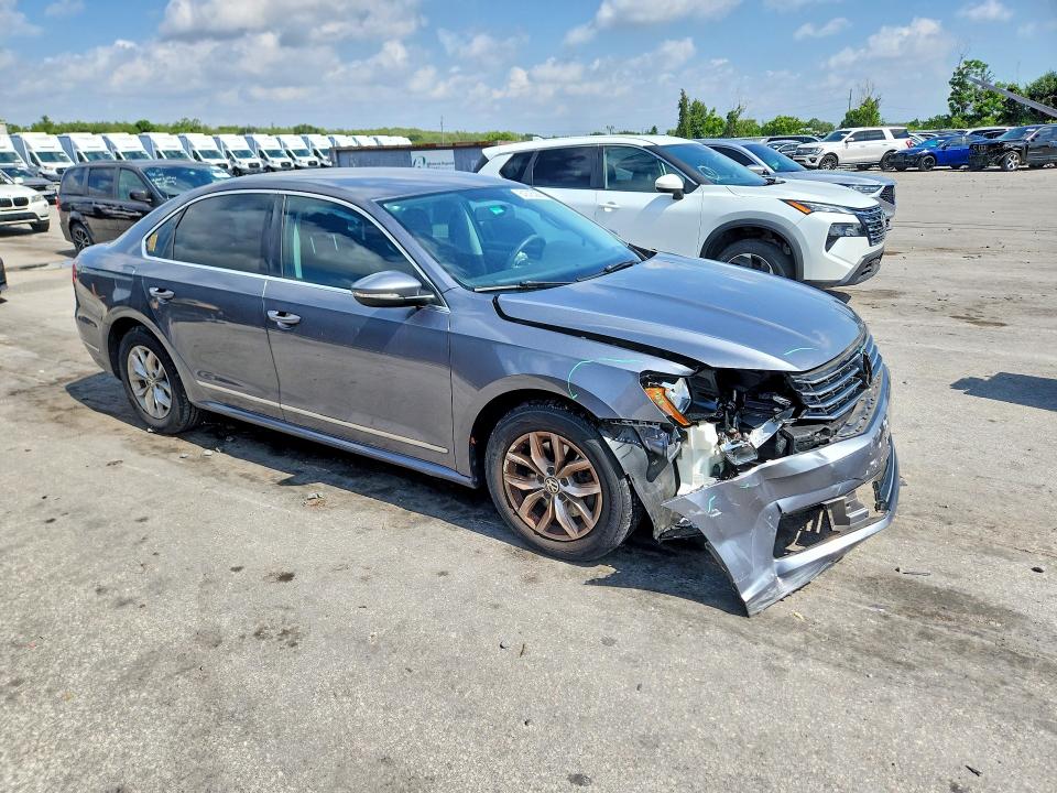 Aukcja sprzedaży 2017 Volkswagen Passat, vin: 1VWAT7A32HC040777, numer aukcji: 61676386