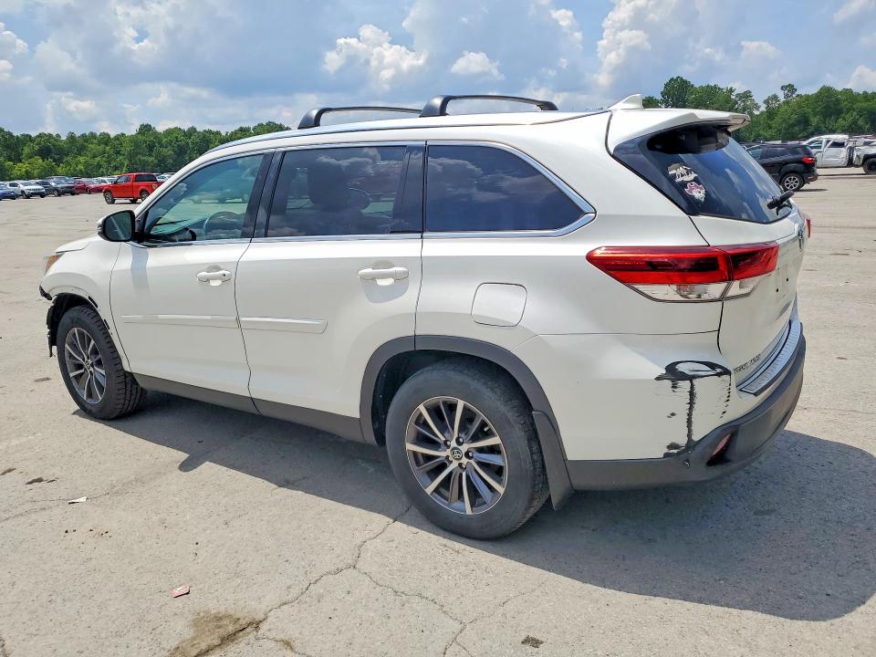 2019 Toyota Highlander მანქანა იყიდება აუქციონზე, vin: 5TDJZRFH9KS567951, აუქციონის ნომერი: 60924866
