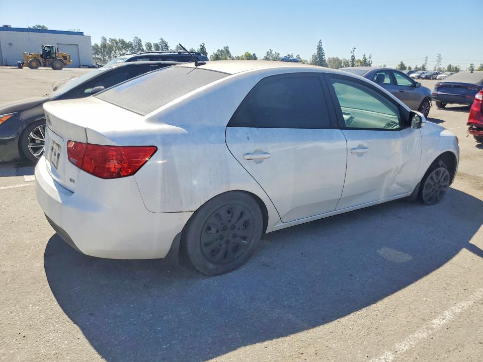 Продажа на аукционе авто 2013 Kia Forte, vin: KNAFU4A26D5655226, номер лота: 60069336