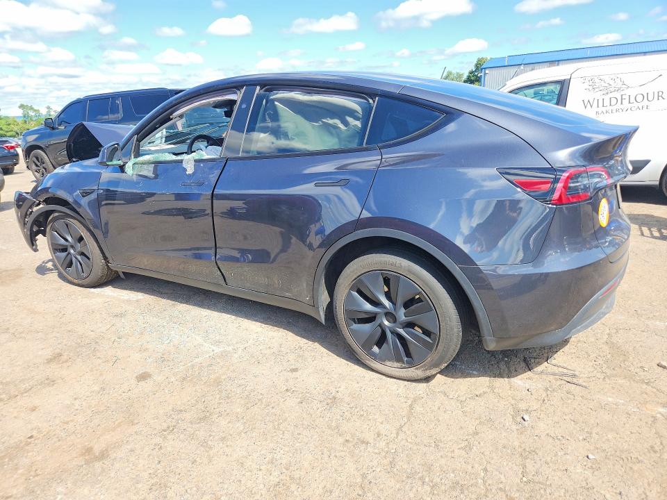 2024 Tesla Model Y მანქანა იყიდება აუქციონზე, vin: 7SAYGDEE6RA330234, აუქციონის ნომერი: 60186486