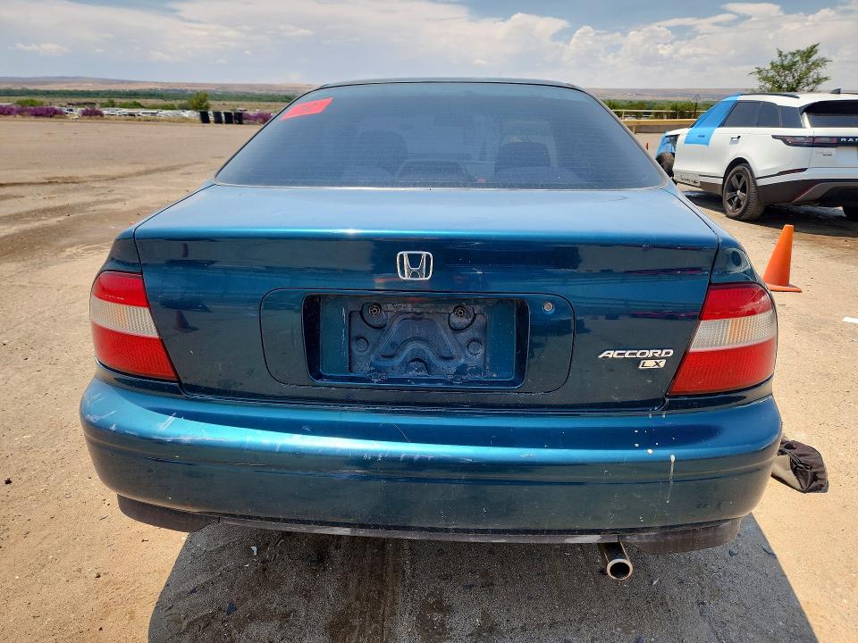1994 Honda Accord მანქანა იყიდება აუქციონზე, vin: 1HGCD7244RA042285, აუქციონის ნომერი: 58749026