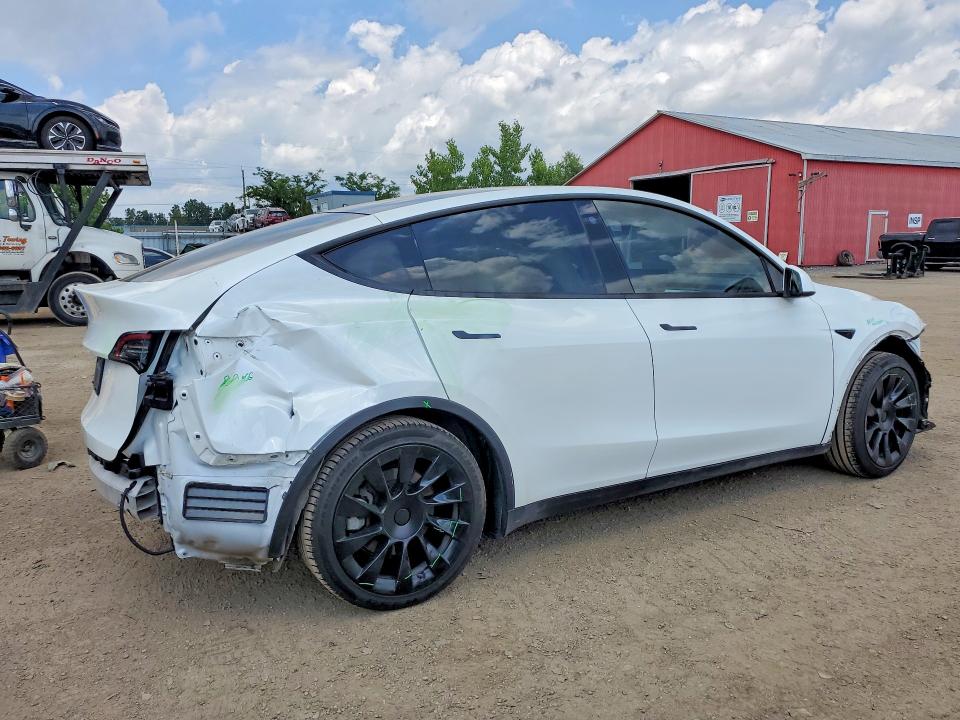 60137526 :رقم المزاد ، 5YJYGDED3MF114146 vin ، 2021 Tesla Model Y مزاد بيع