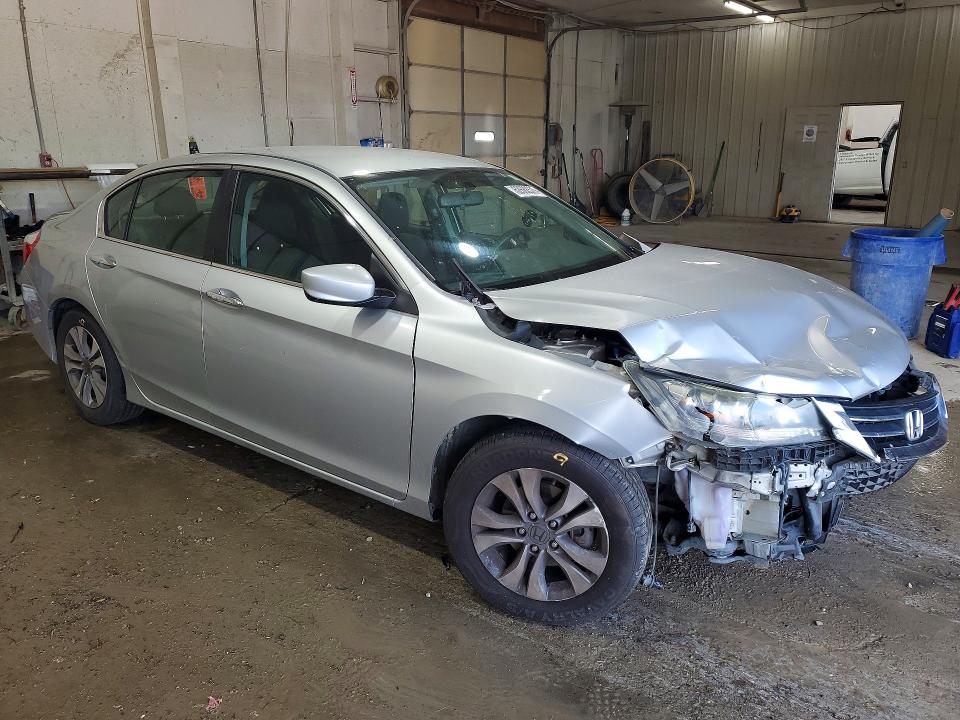 62688576 :رقم المزاد ، 1HGCR2F38FA041576 vin ، 2015 Honda Accord مزاد بيع