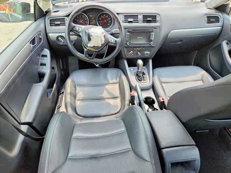 62787536 :رقم المزاد ، 3VWD17AJ6FM273901 vin ، 2015 Volkswagen Jetta مزاد بيع