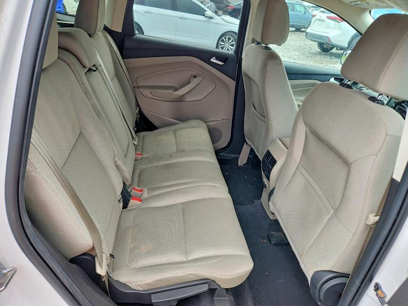 Продажа на аукционе авто 2017 Ford Escape, vin: 1FMCU0GD6HUD64045, номер лота: 60263056