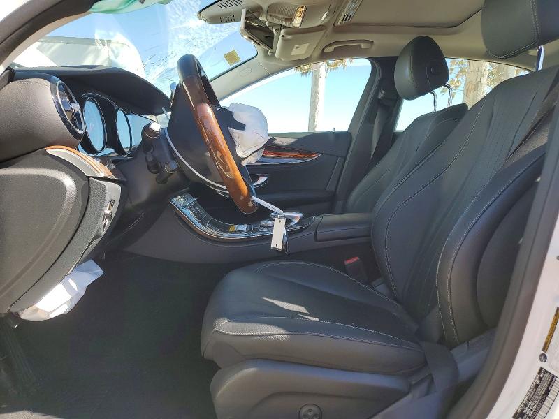 62067916 :رقم المزاد ، WDDZF4JB3JA342170 vin ، 2018 Mercedes-benz E مزاد بيع