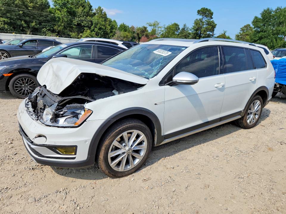 2017 Volkswagen Golf Alltrack მანქანა იყიდება აუქციონზე, vin: 3VWH17AU2HM522015, აუქციონის ნომერი: 60020376