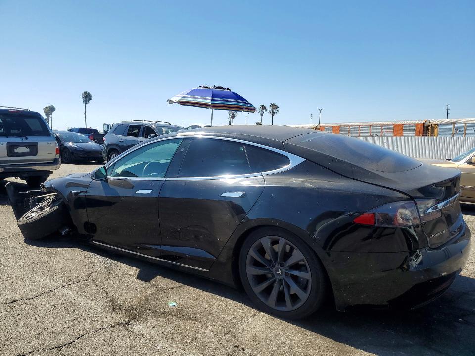 Продаж на аукціоні авто 2018 Tesla Model S, vin: 5YJSA1E23JF270669, номер лоту: 60679556