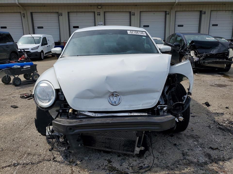 2018 Volkswagen Beetle მანქანა იყიდება აუქციონზე, vin: 3VWFD7AT4JM714189, აუქციონის ნომერი: 62108146