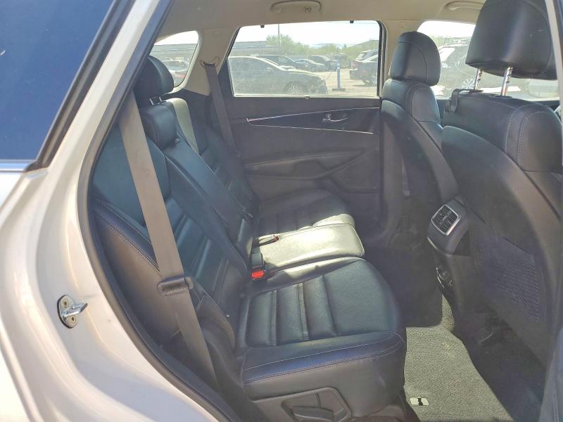 63362586 :رقم المزاد ، 5XYPHDA12HG268690 vin ، 2017 Kia Sorento مزاد بيع