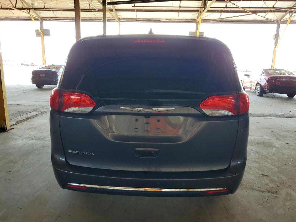 2017 Chrysler Pacifica მანქანა იყიდება აუქციონზე, vin: 2C4RC1EG1HR585151, აუქციონის ნომერი: 62331166