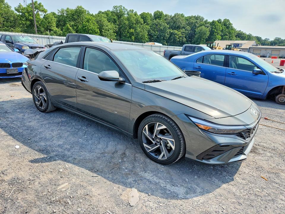 2024 Hyundai Elantra მანქანა იყიდება აუქციონზე, vin: KMHLS4DG2RU784527, აუქციონის ნომერი: 60785676