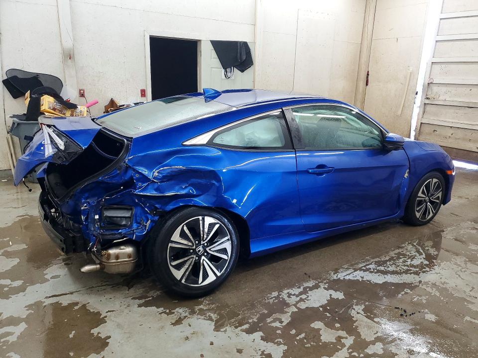 62614186 :رقم المزاد ، 2HGFC3B32HH358316 vin ، 2017 Honda Civic مزاد بيع