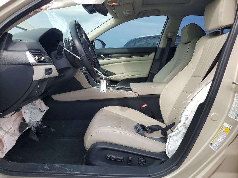 Auction sale of the 2020 Honda Accord, vin: 1HGCV2F96LA020706, lot number: 61939706
